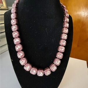 Petal Pink Necklace 🌺